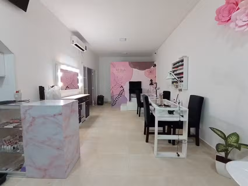 Abril Antonela Nails Store