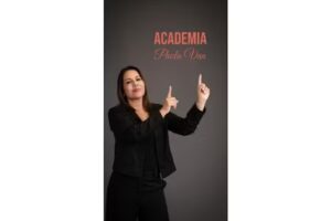 Academia Paola Van