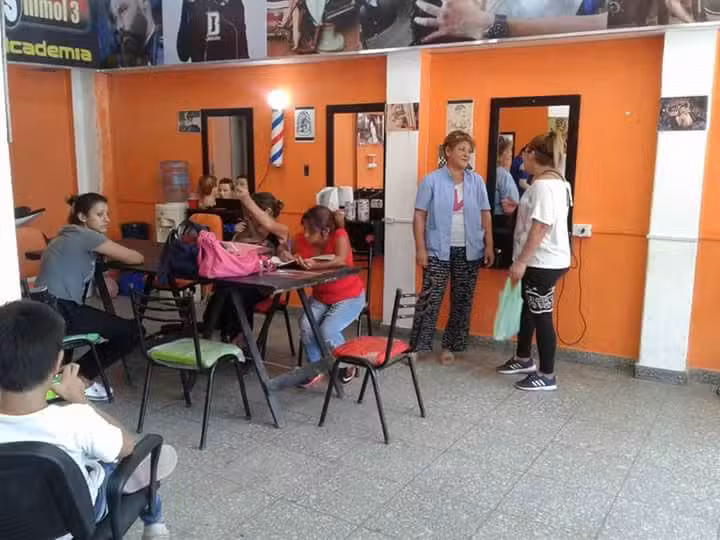 Academia Peluquer&iacute;a 💈 barber&iacute;a 💈 shimol3