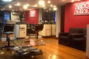 Aldo Arias Peluquería