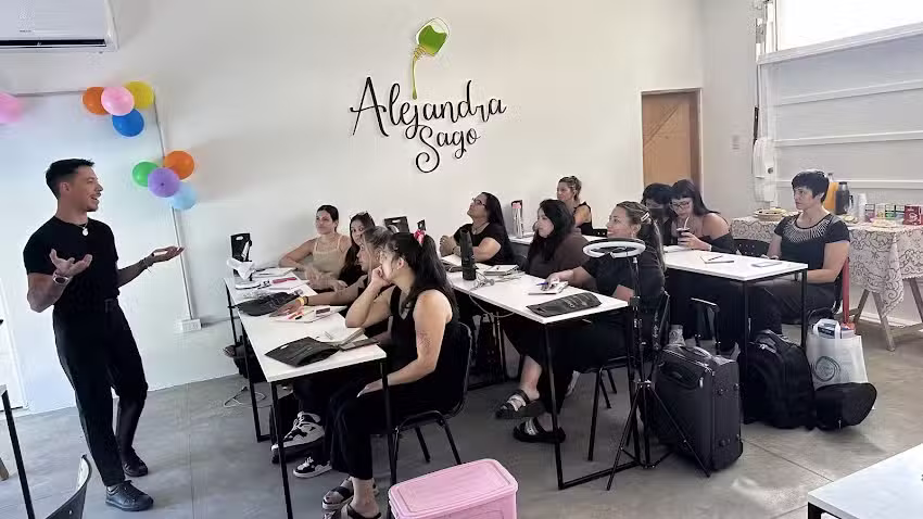 Alejandra Sago U&ntilde;as