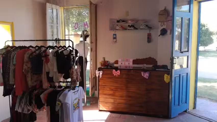 AMBOS &ndash; E&M PELUQUER&Iacute;A