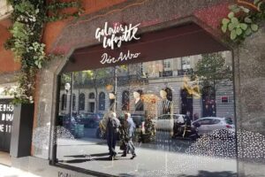 Ang&eacute;lica de M&iacute;guez y Mar&iacute;a Carla M&iacute;guez &ndash; Backstage Peluquer&iacute;a