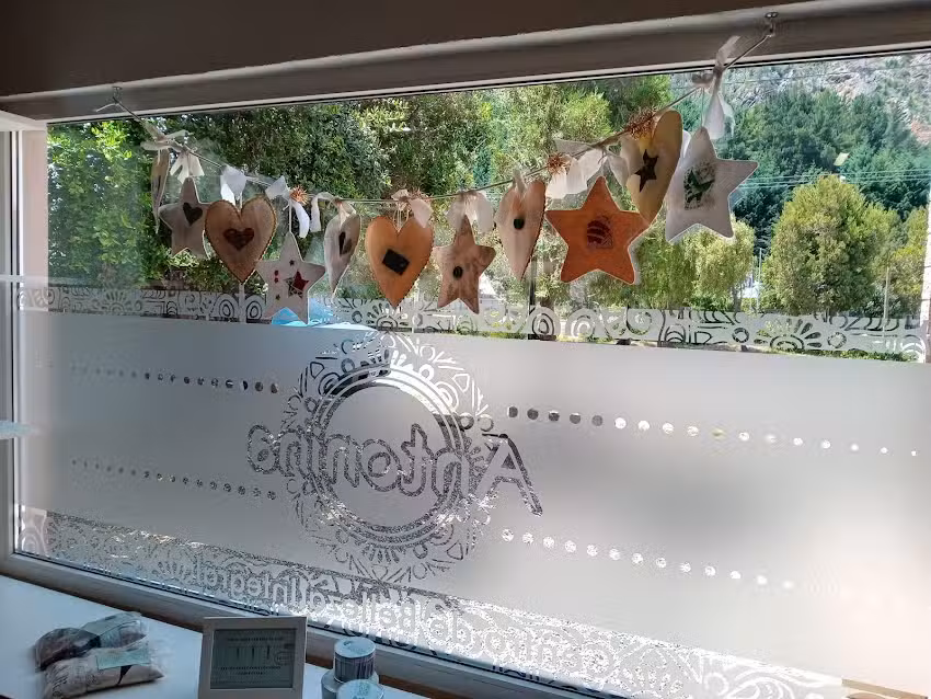 Antonina, Centro de Belleza Integral