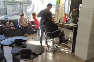 Ariel Folken Peluquer&iacute;a