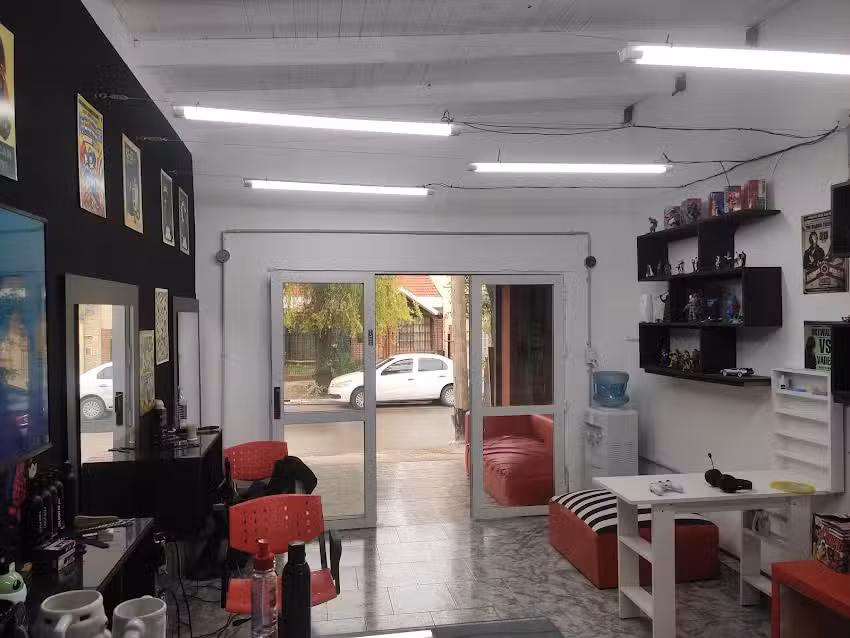Athena tattoo barberia salon unisex