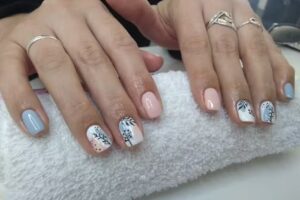 Aura est&eacute;tica y peluquer&iacute;a