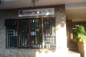 Autentica
