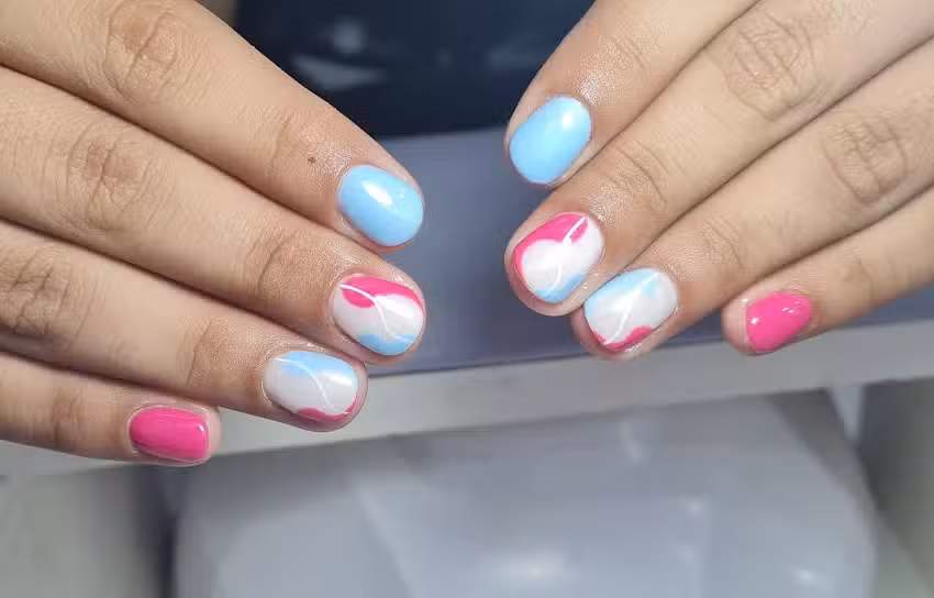 Avanti Morocha (Belleza de manos y pies) u&ntilde;as y nail art