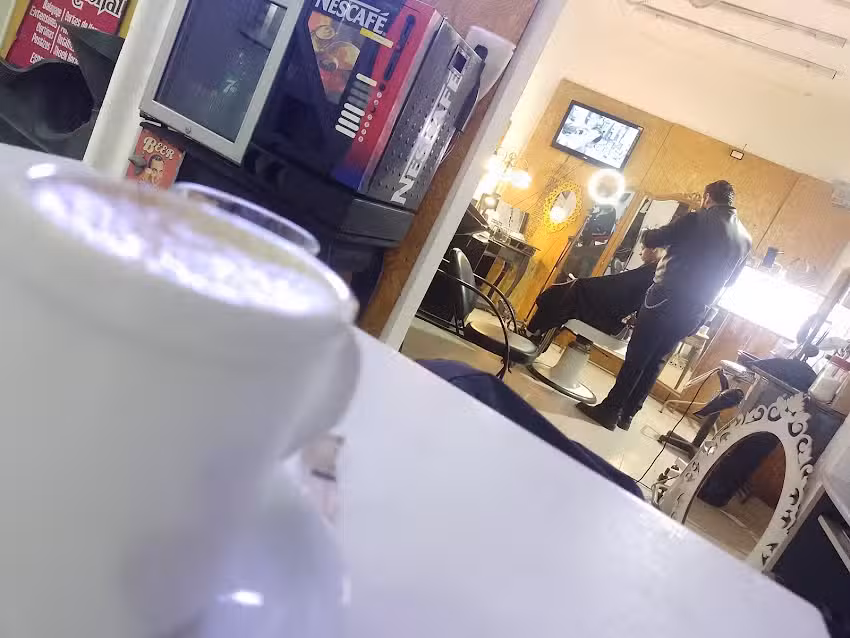 Barber&iacute;a en Rio Tercero Bigotes