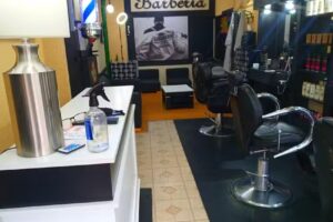 Barber&iacute;a Hugo