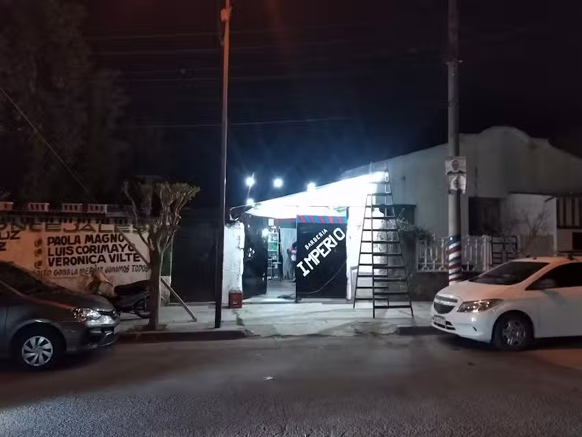 Barber&iacute;a Imperio