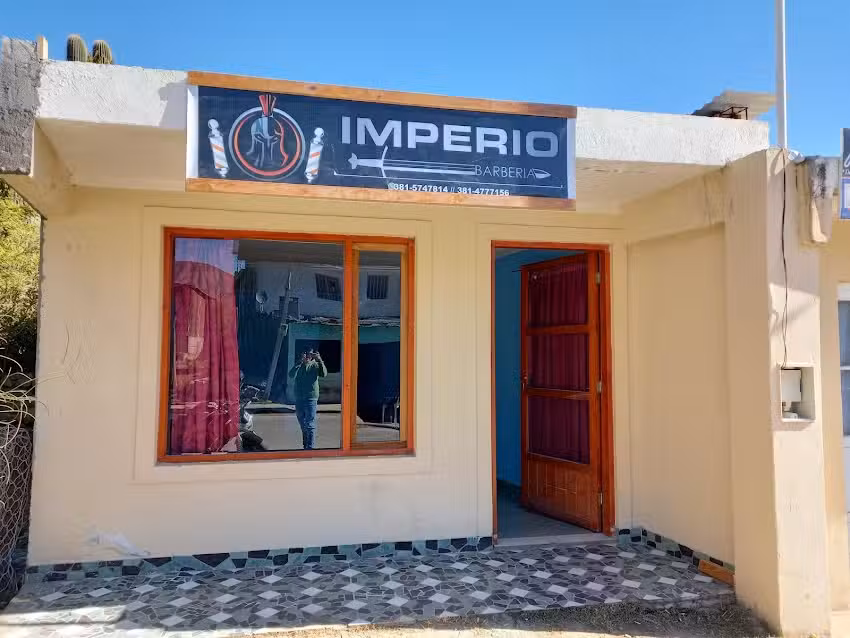 Barber&iacute;a imperio