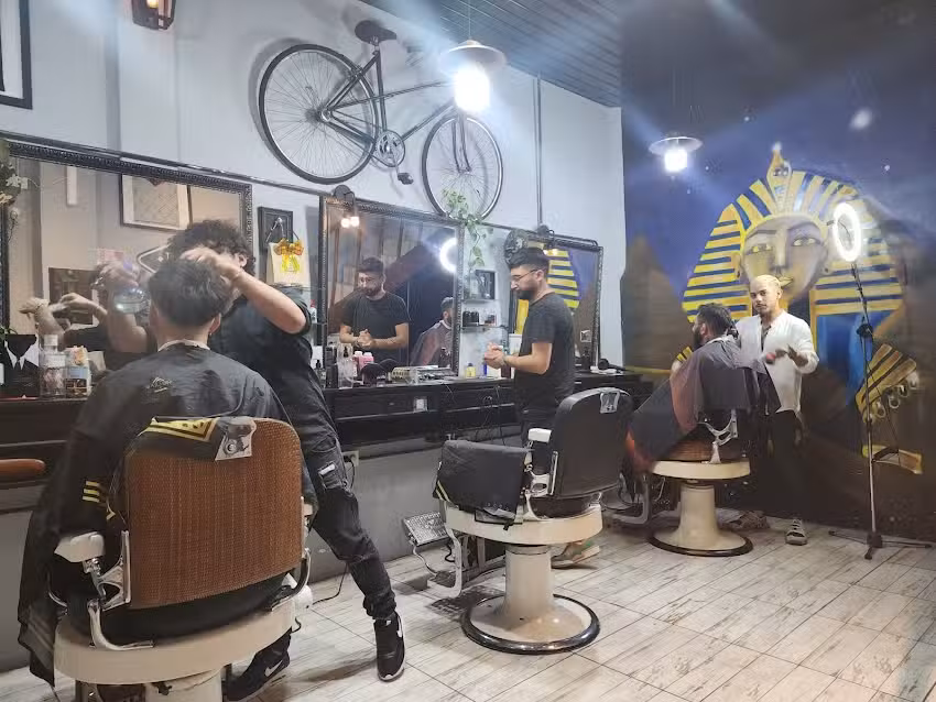 Barber&iacute;a Obelisco | Cortes, Masajes Relax & Barba