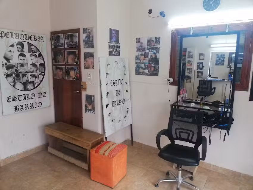 Barberia y Peluquer&iacute;a Estilo de Barrio