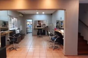 Bari peluquer&iacute;a y est&eacute;tica