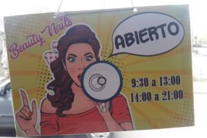 BEAUTY NAILS~ Jenny Carrizo