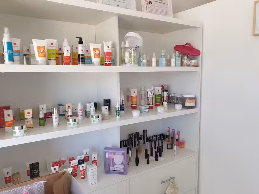 Bella Donna Gabinete de est&eacute;tica y cosmetolog&iacute;a. Insumos para manicuras