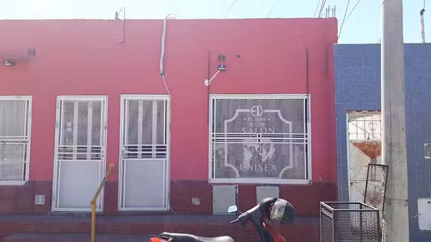 Benedictus Barber Salon (duke)