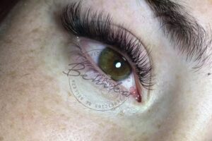 Benika Lashes