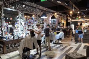 Birras & Barbas Barber&iacute;a.