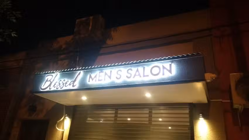Blessed men&acute;s salon