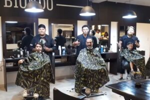 Blondo Barber&iacute;a