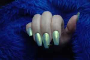 Blue nails