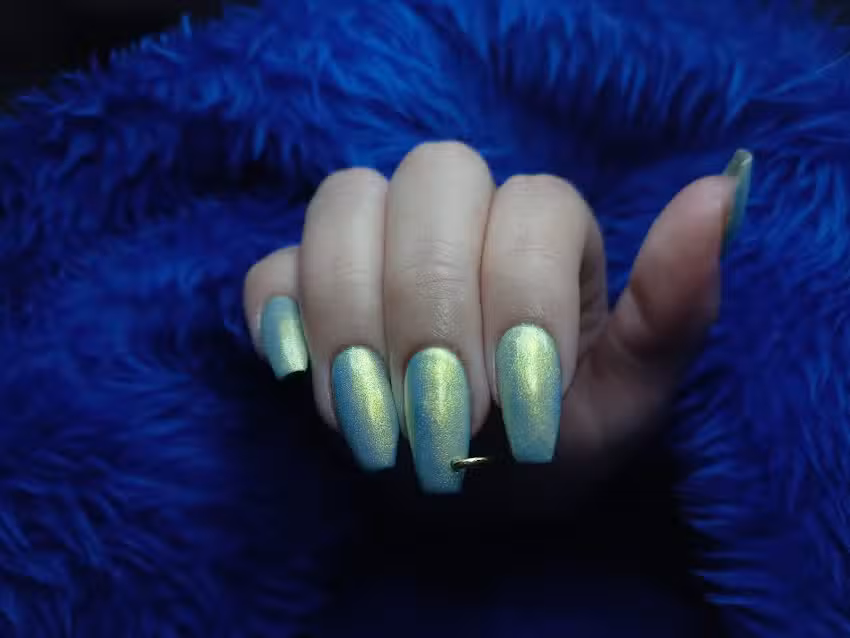 Blue nails