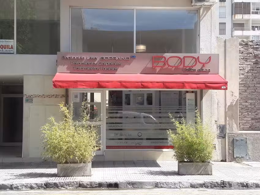 BODY. LASER BAH&Iacute;A