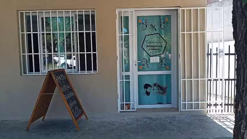 Cal&eacute;ndula Peluqueria Unisex