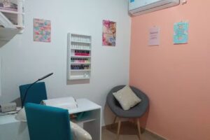Caprichosa y Vanidosa Nail Room
