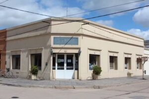 CENTRO ATENCI&Oacute;N VETERINARIA Dr M Laurens