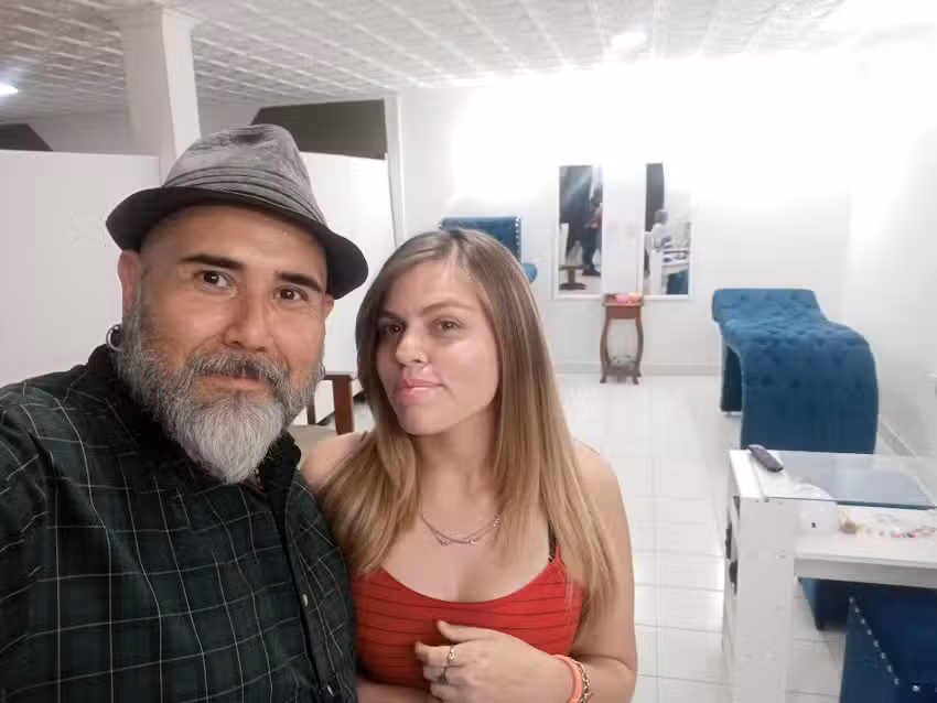 ️ ️CENTRO DE EST&Eacute;TICA Y PELUQUER&Iacute;A UNISEX MARION