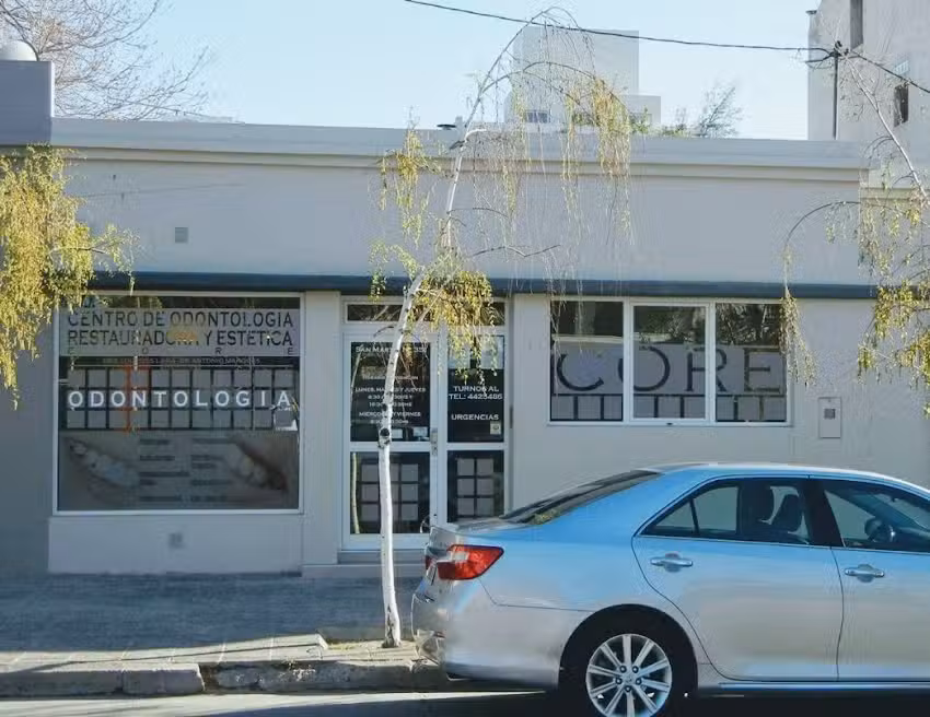 Centro De Odontologia Restauradora Y estetica