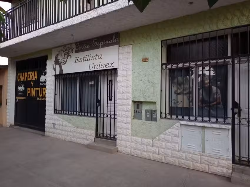 Cintia Espinola Estilista Unisex