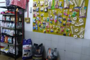 Claudia peluquera canina & Pet Shop
