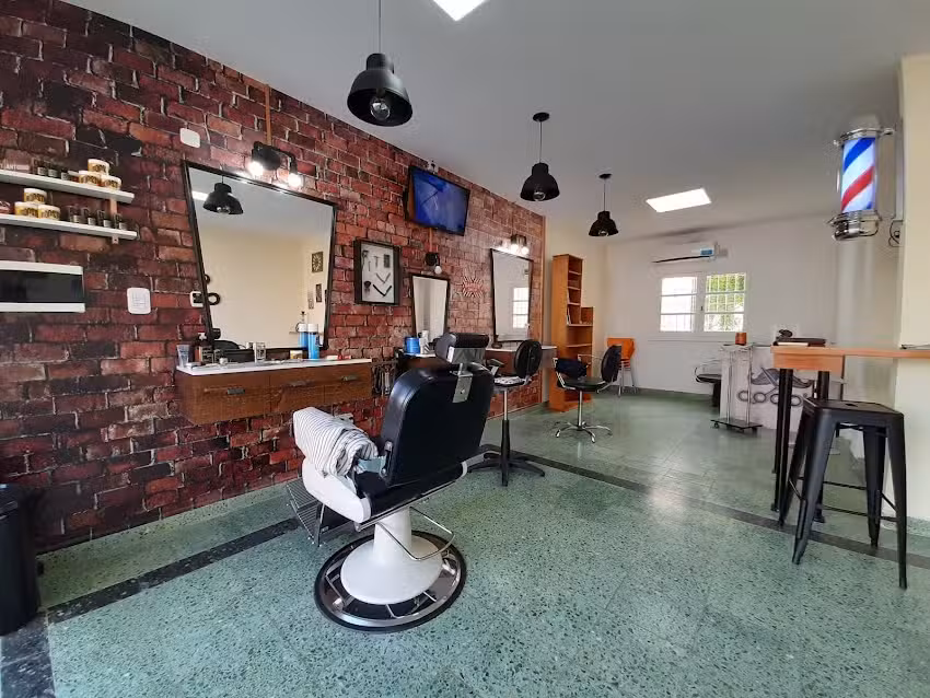 Coco&rsquo;s peluqueria barbershop