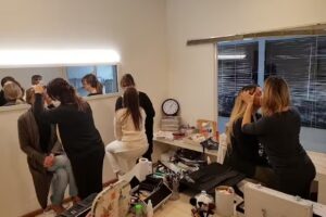 Connie M Belleza holistica y Maquillaje aerografico para eventos