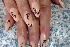 Coquetas Nails