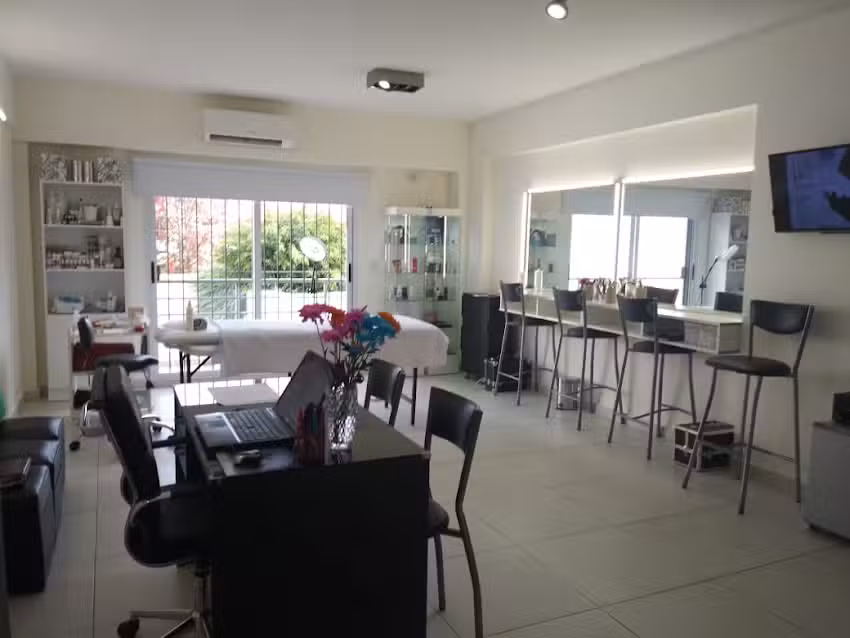 Cosmiatr&igrave;a y Servicios de Belleza Facial en Villa de Parque