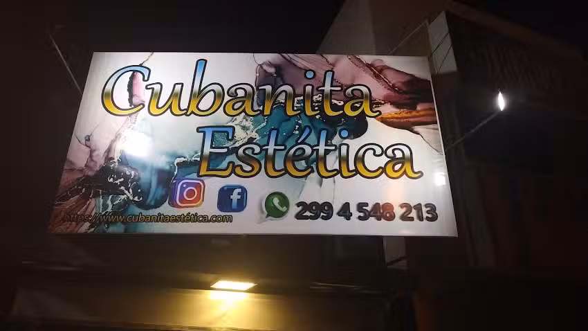 Cubanita Nails