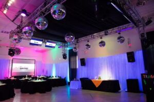 D Fiestas – Multiespacio – Salón de Eventos