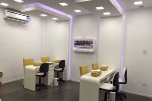 d-u&ntilde;as Champagnat nails & beauty