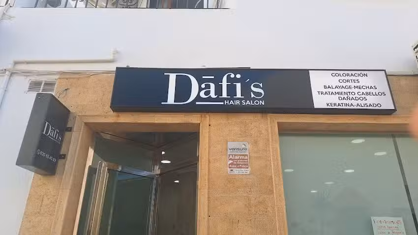 Dafi&rsquo;s HAIR SALON. Peluqueria en Aguadulce