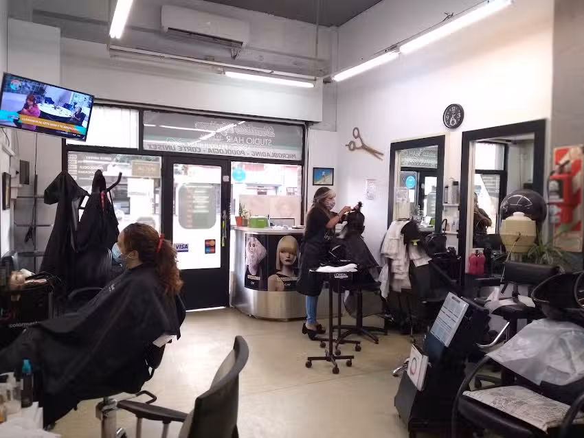 DANNA PELUQUERIA