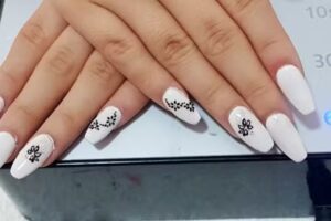 De La O Hair & Nails