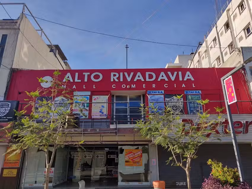 De Los Pelos &ndash; Alto Rivadavia