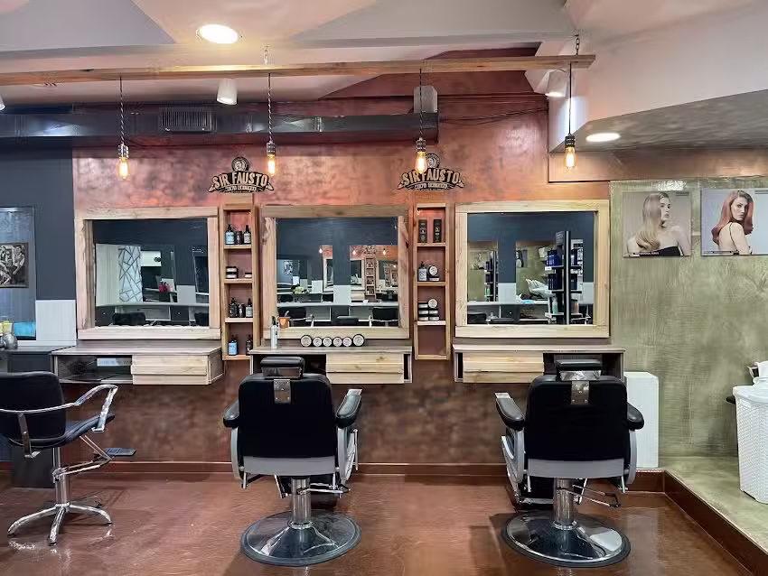 De Tijeras & Colores