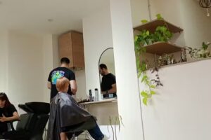 𝒟𝒾 𝑀𝒶𝓇𝓉𝒾𝓃𝑜 (DM) &ndash; ᴘᴇʟᴜϙᴇʀɪᴀ &middot; ʙᴀʀʙᴇʀɪᴀ